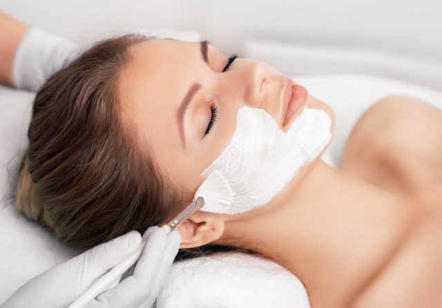 Manicure, Pedicure Tarnów